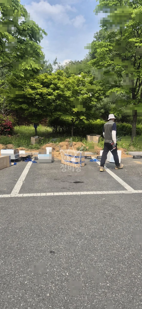부산 동래구 포크레인 터파기 작업 현장