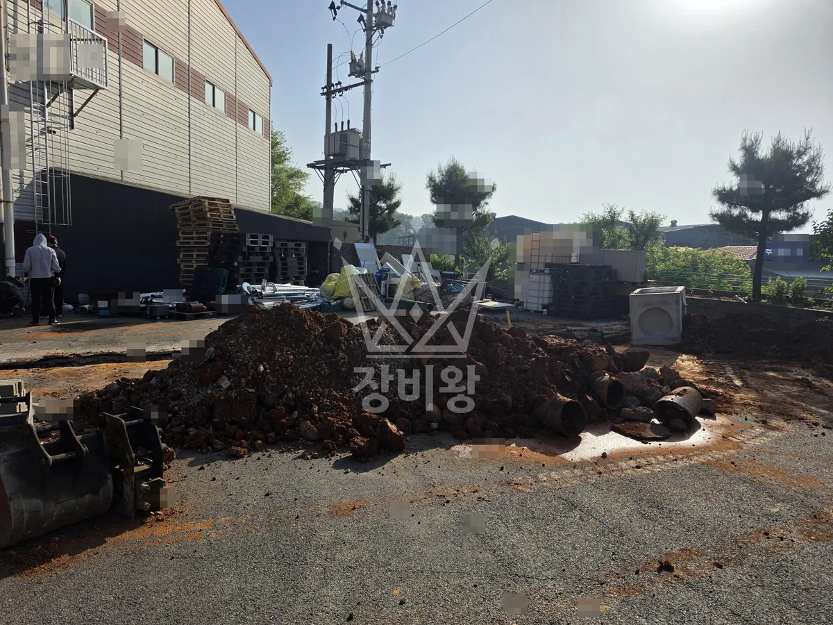 경기 용인시처인구 포크레인 배관 작업 현장