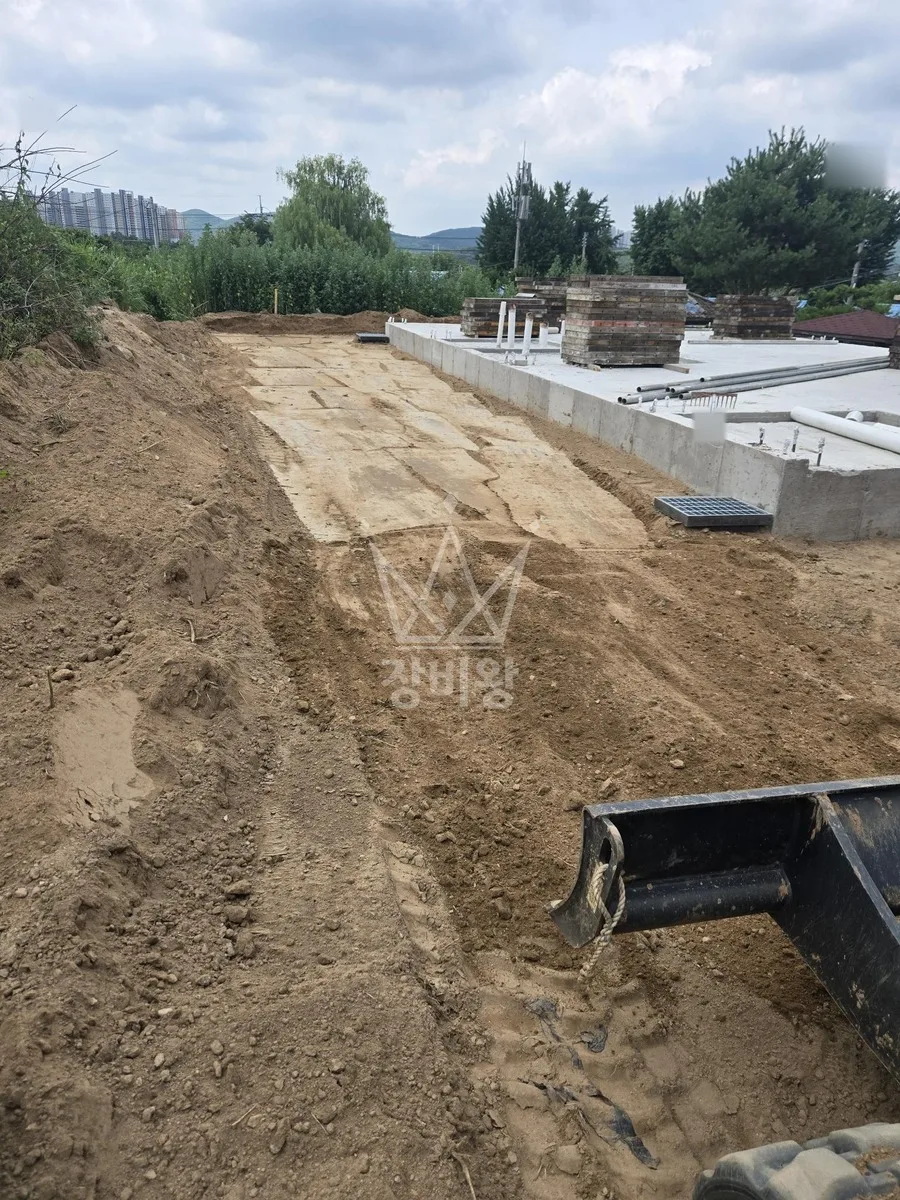 광주 동구 포크레인 정화조 작업 현장