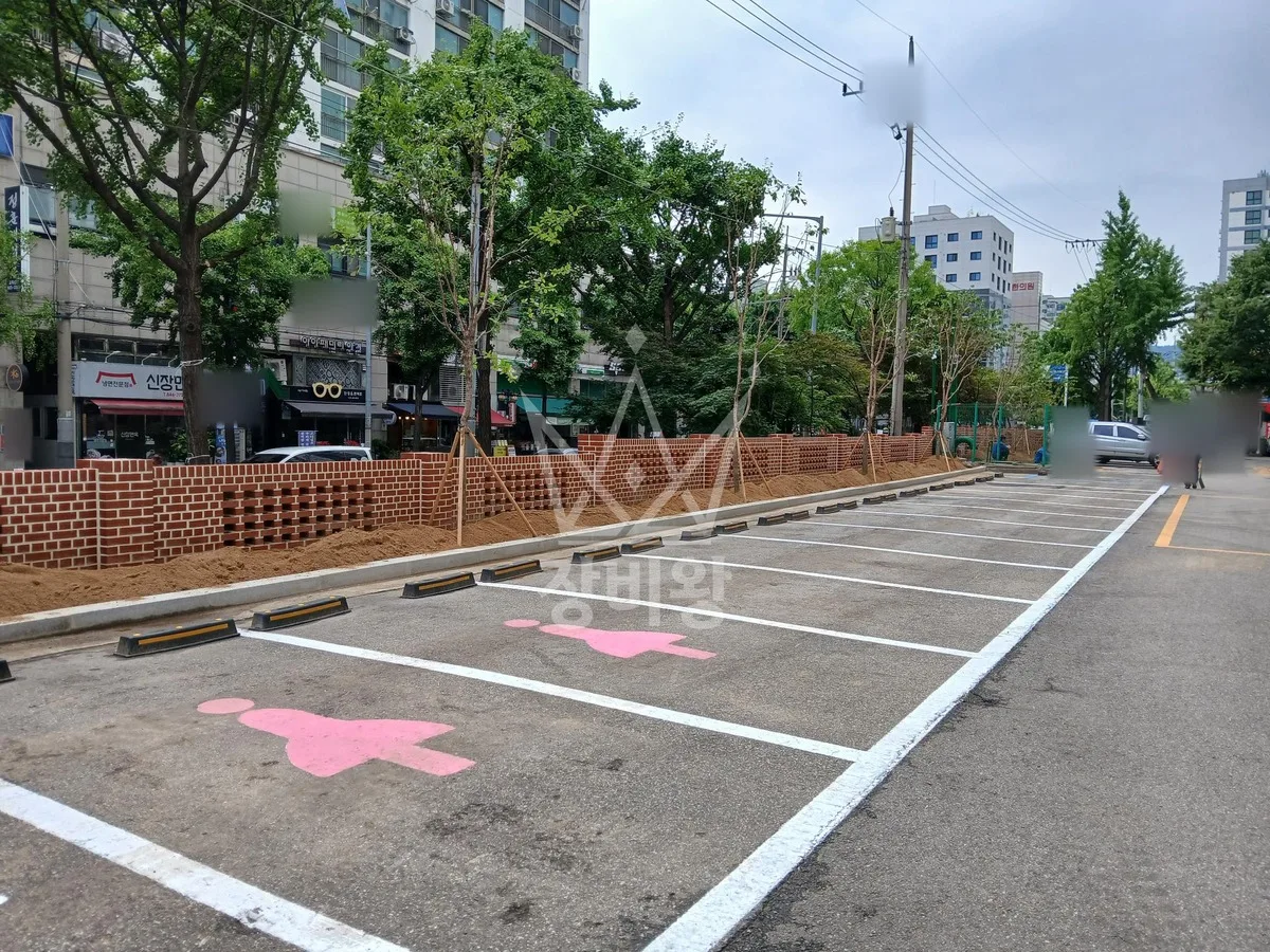 서울 강서구 포크레인 기초 작업 현장