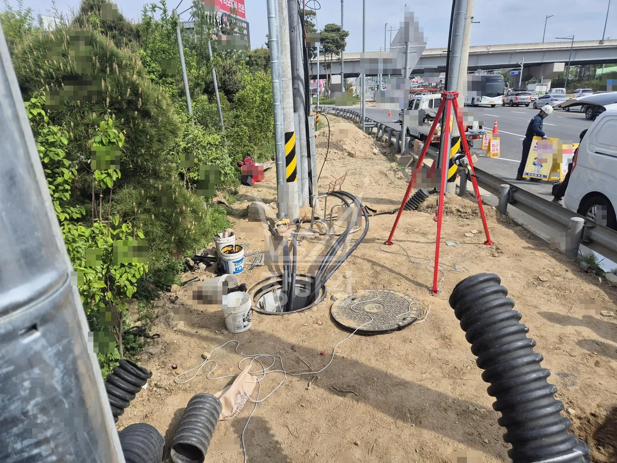 충북 영동군 포크레인 농지 작업 현장