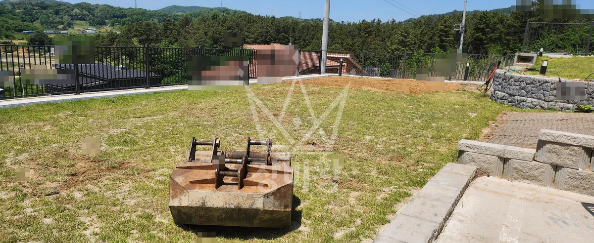 충북 포크레인 기초 작업 현장