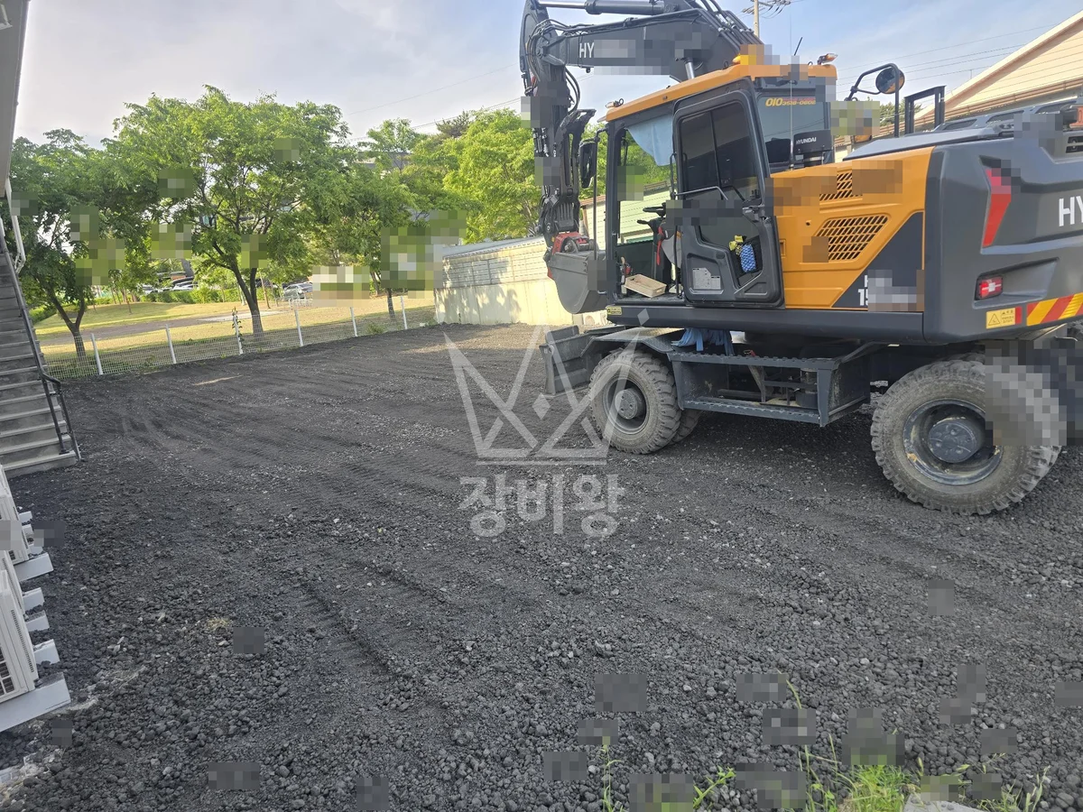 경북 영양군 포크레인 터파기 작업 현장