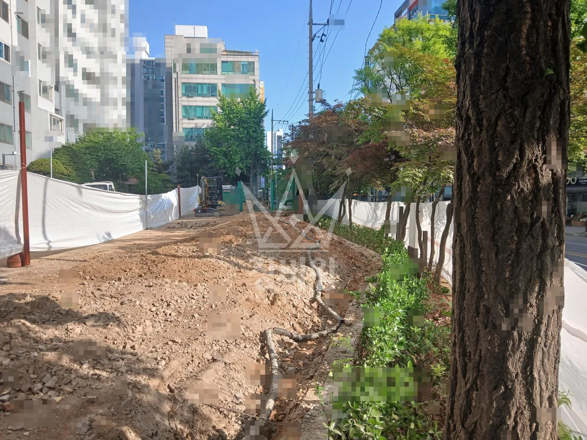 서울 서대문구 포크레인 철거 작업 현장