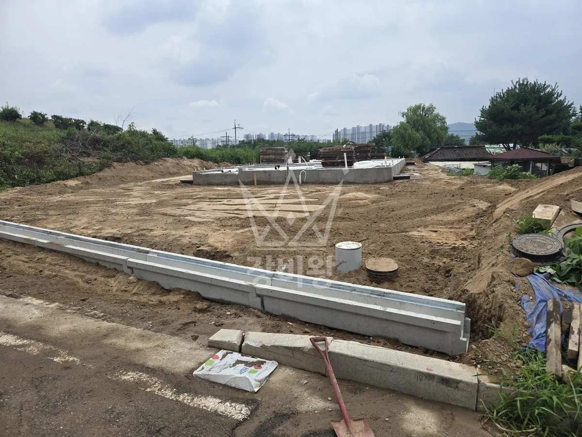 광주 동구 충장로4가 포크레인 정화조 작업 현장