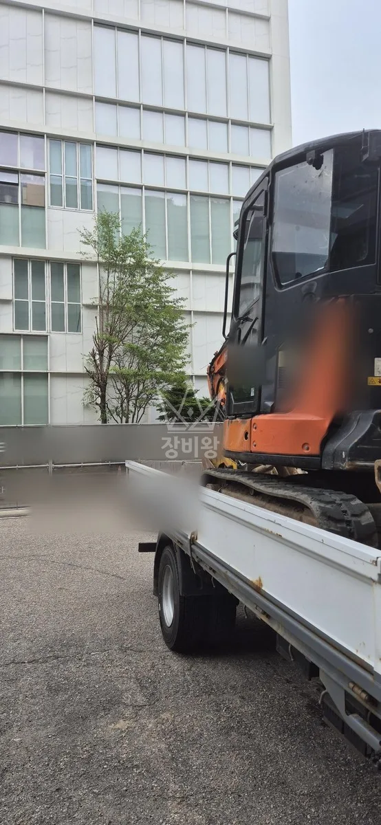 세종 세종 전의면 신정리 포크레인 기초 작업 현장