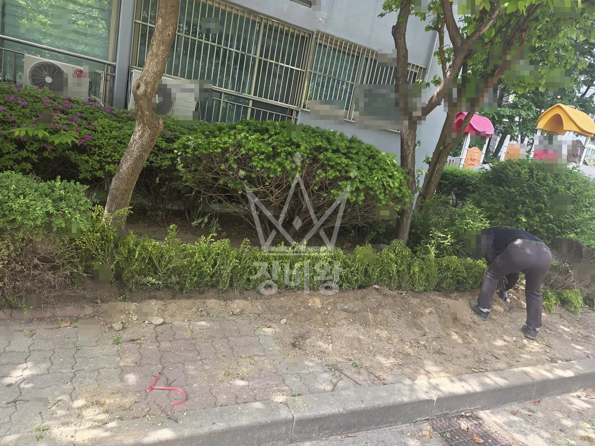 경기 부천시소사구 포크레인 도로 작업 현장
