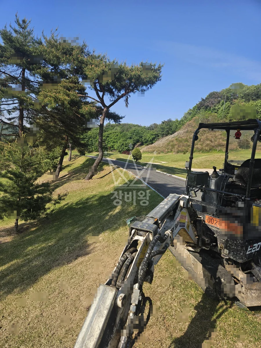 부산 남구 대연동 포크레인 배관 작업 현장