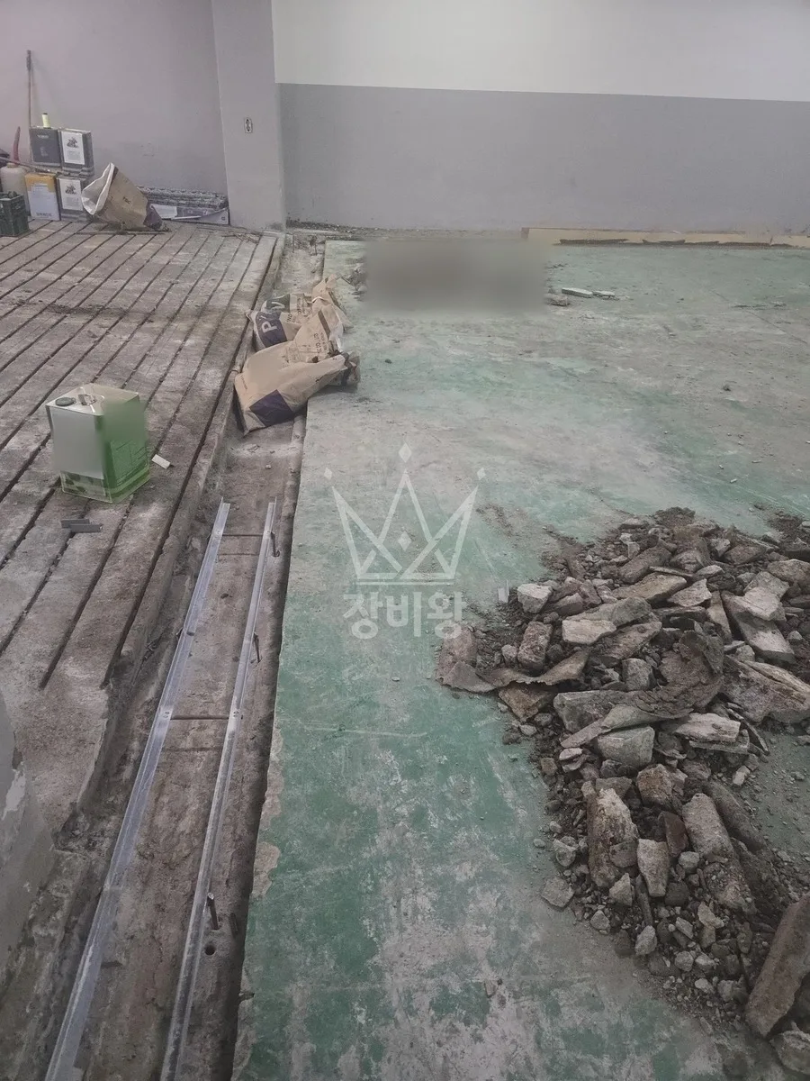 충남 예산군 포크레인 터파기 작업 현장