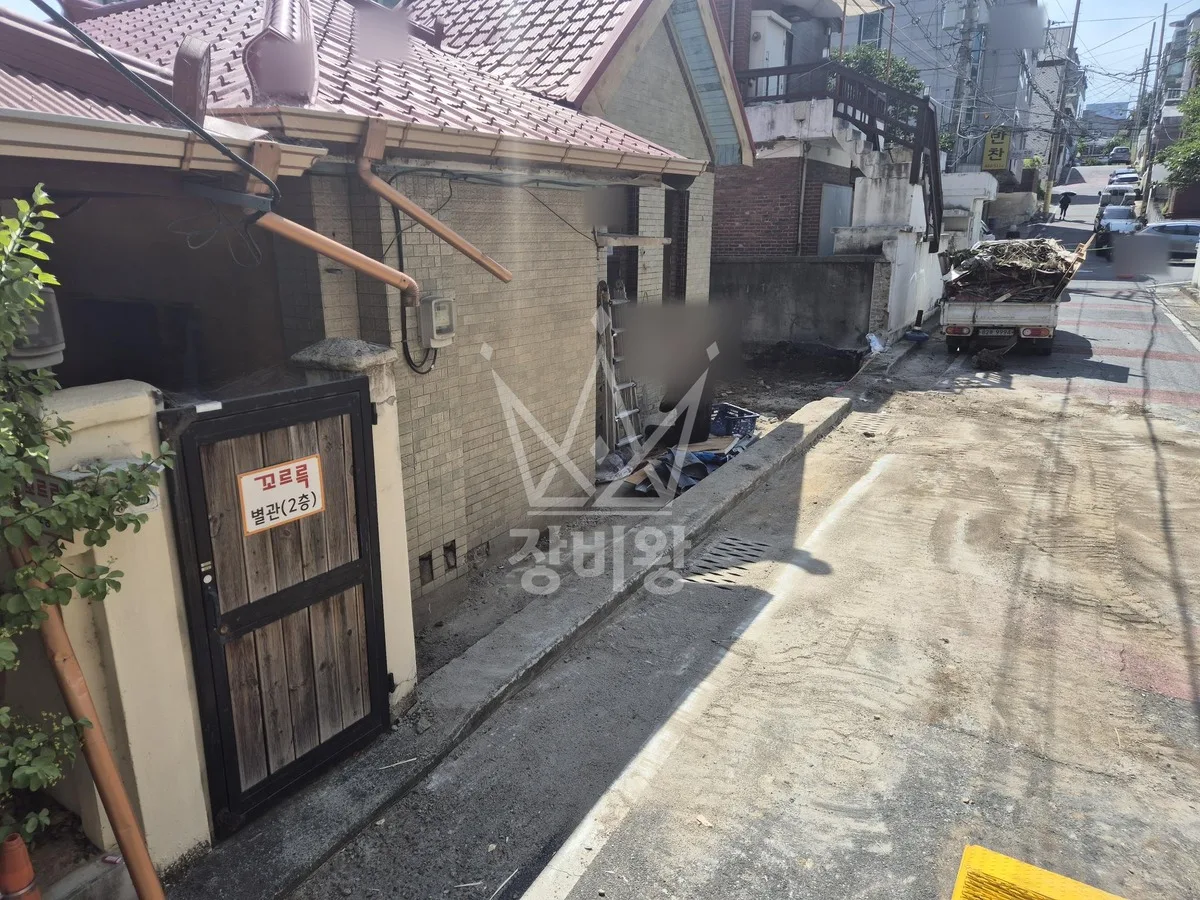 대전 동구 포크레인 정화조 작업 현장