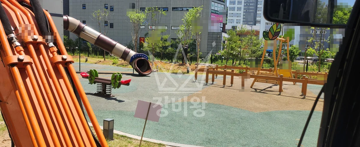 충북 단양군 포크레인 터파기 작업 현장