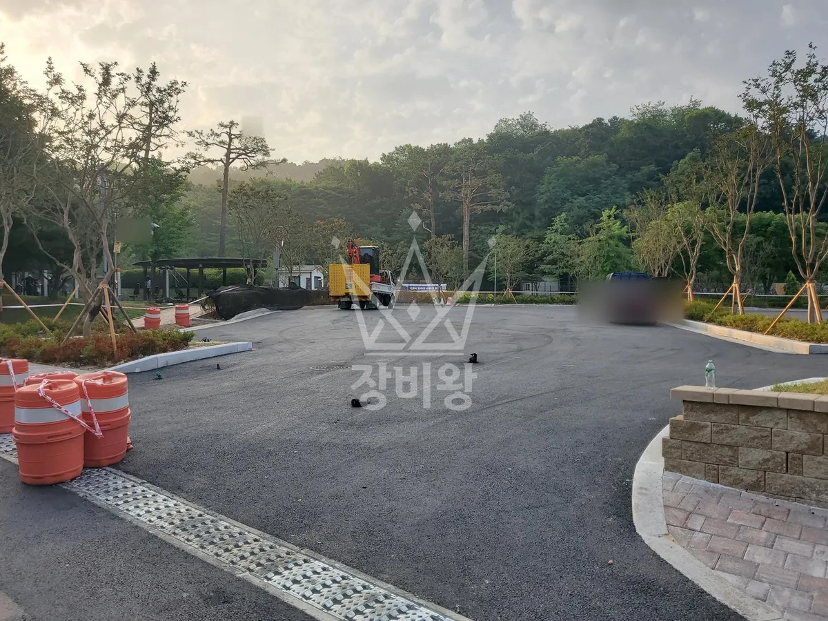 경기 고양시일산동구 포크레인 터파기 작업 현장